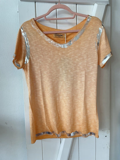 Orange tee / LIVA K